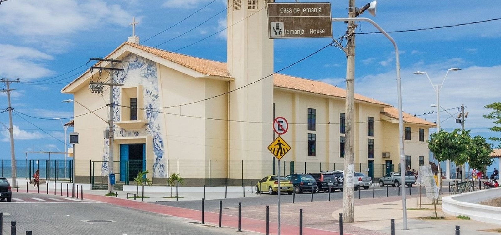 [Ladrões arrombam Paróquia de Sant'Ana, no Rio Vermelho]