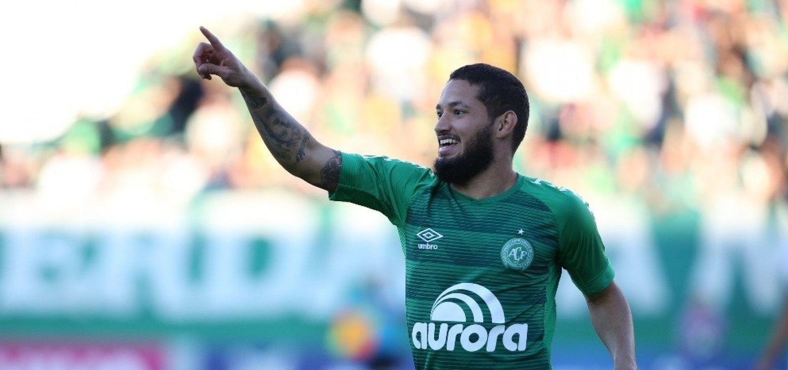 [Bahia anuncia a contratação de Arthur Caike, ex-Chapecoense]