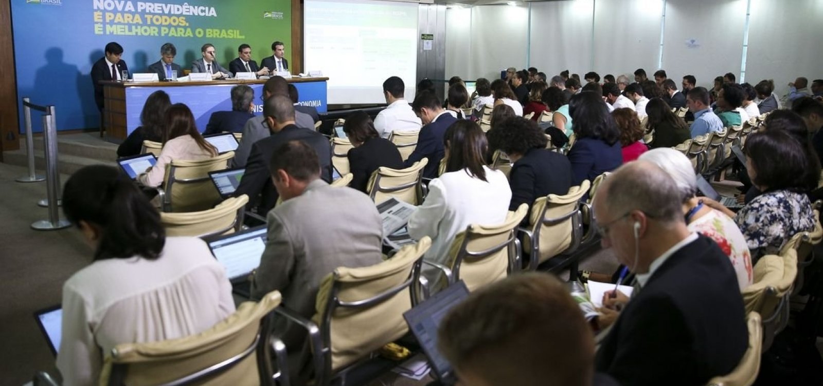 [Servidores públicos dos três Poderes se unem contra trechos da reforma da Previdência]