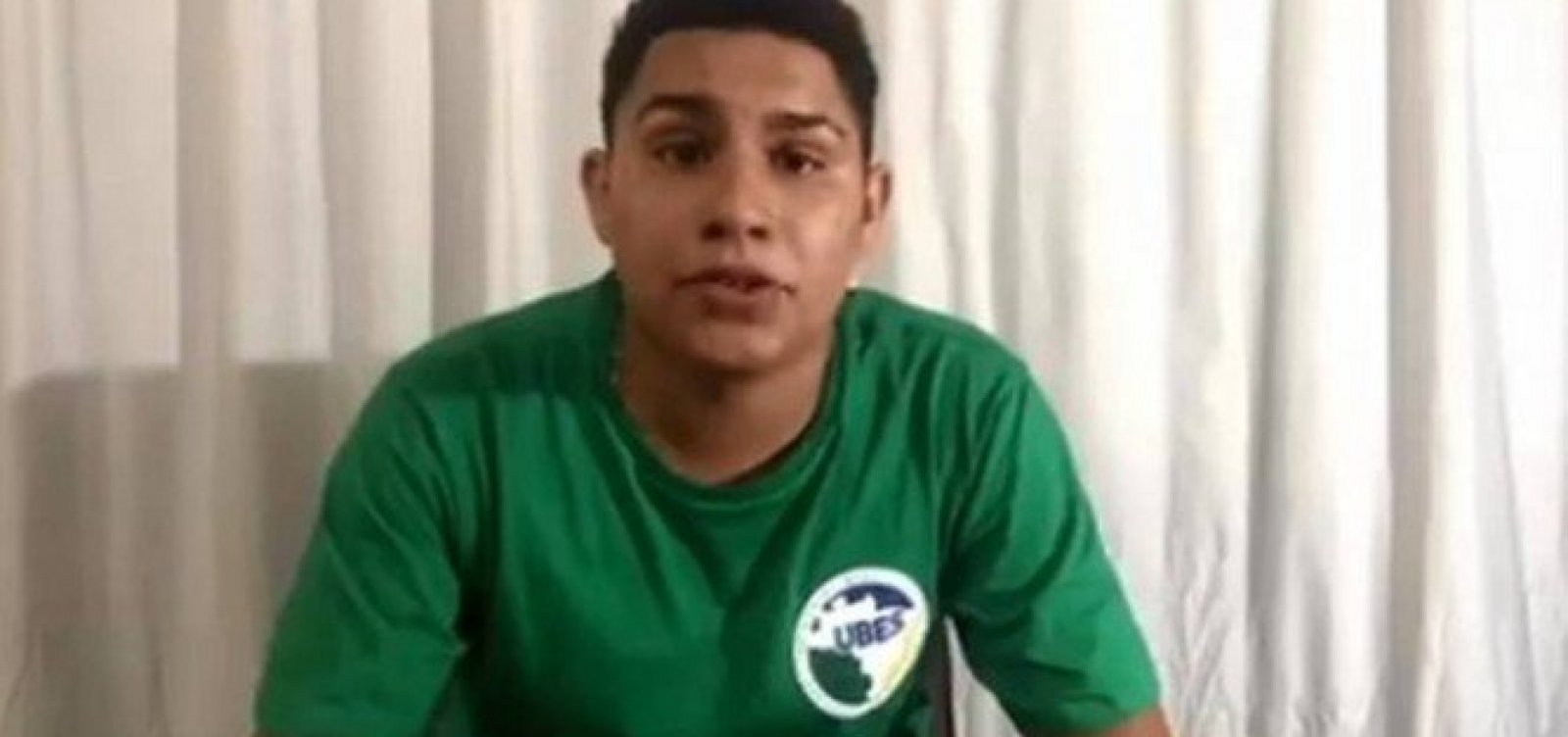 [ApÃ³s pedido de vÃ­deo do hino, estudantes querem gravar problemas de escolas brasileiras]