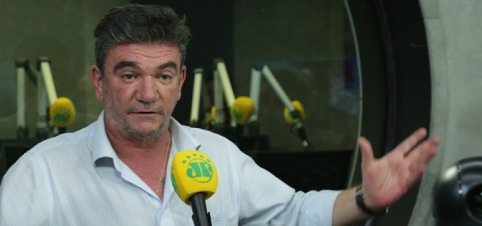 [Presidente do Corinthians é internado com encefalite viral]