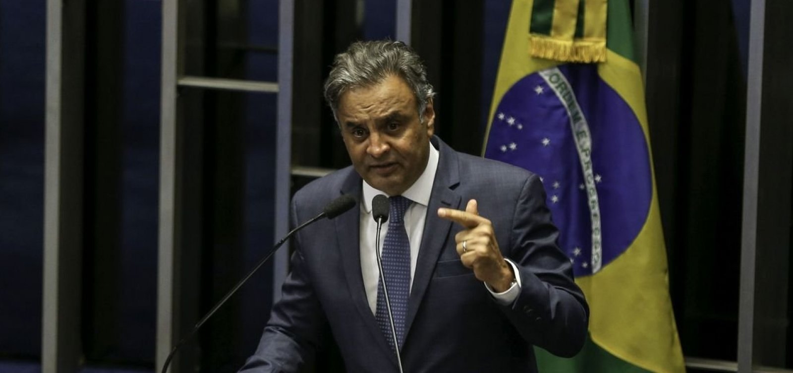 [STF bloqueia R$ 1,7 milhÃ£o em bens de AÃ©cio Neves]