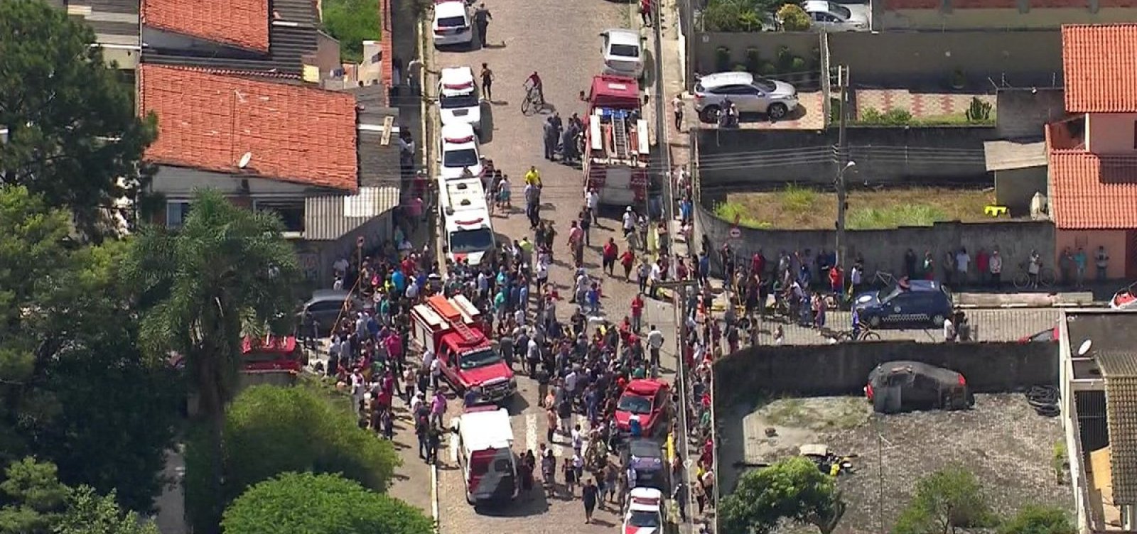 [Número de mortos em tiroteio em escola de São Paulo sobe para dez]