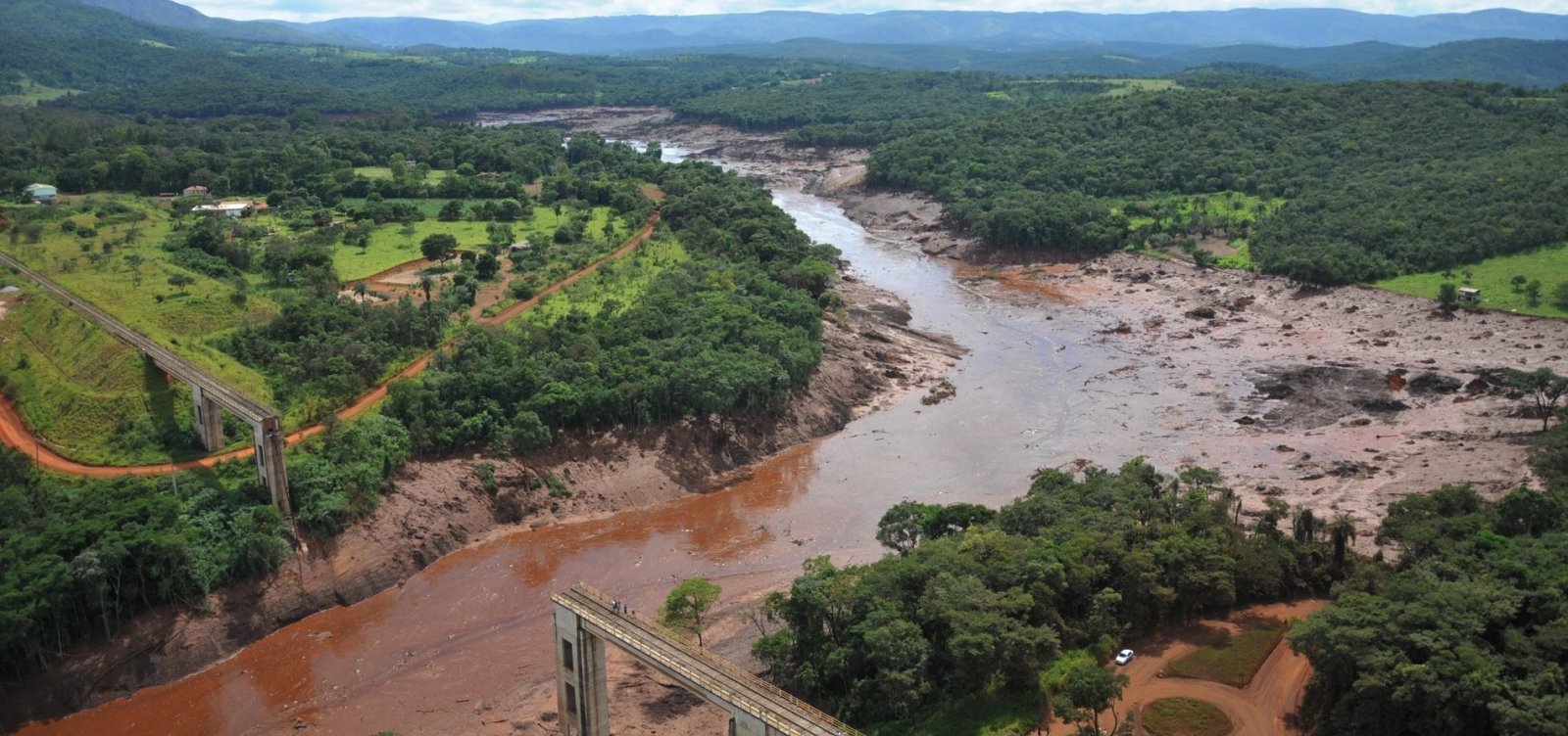 [Barragem em Barão de Cocais entra em alerta máximo para risco de rompimento]