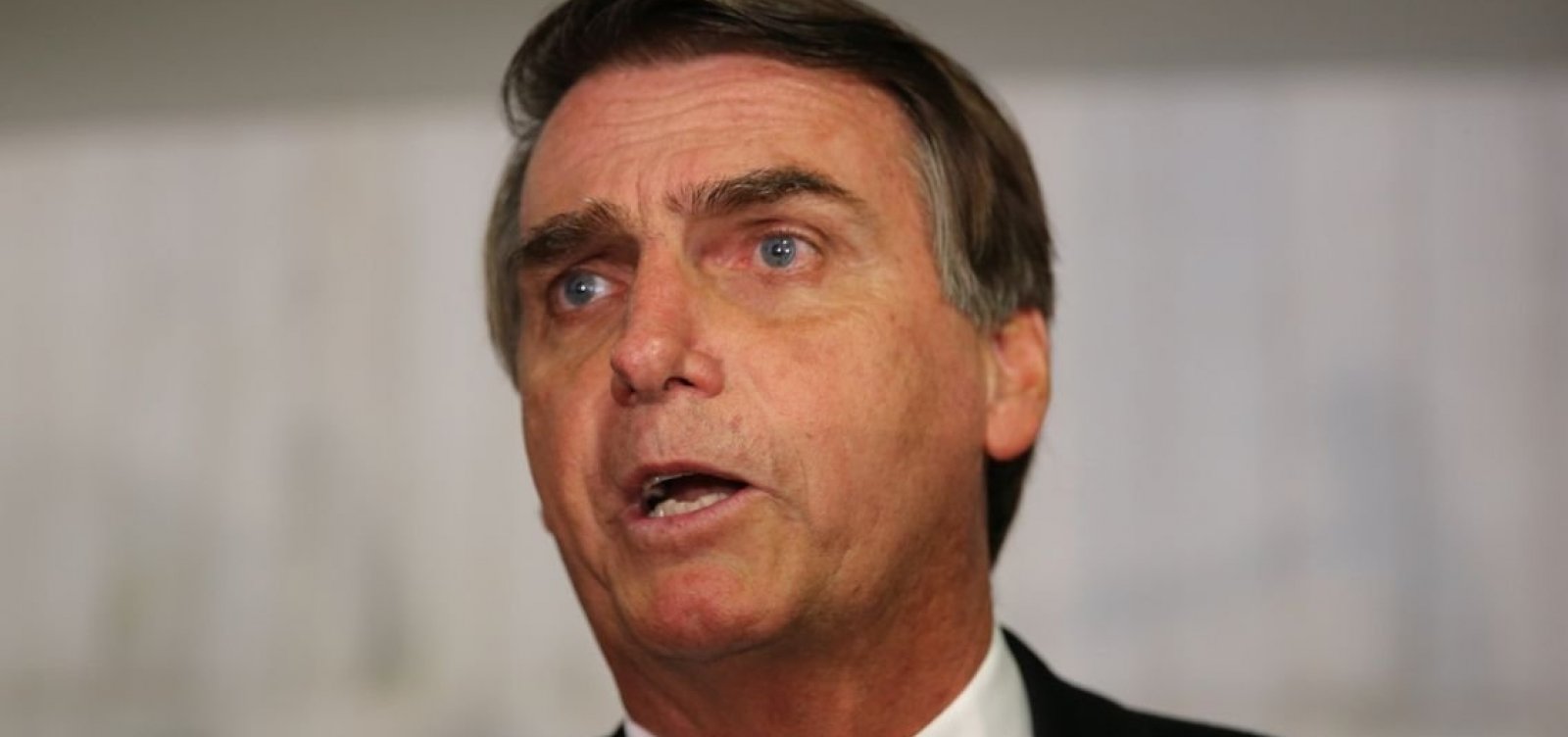 [Bolsonaro rejeita pedidos de 8 mil novos radares em rodovias]