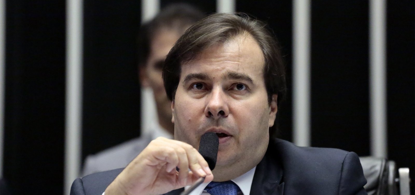 [Maia diz que Bolsonaro precisa convencer partidos indecisos sobre reforma da PrevidÃªncia]