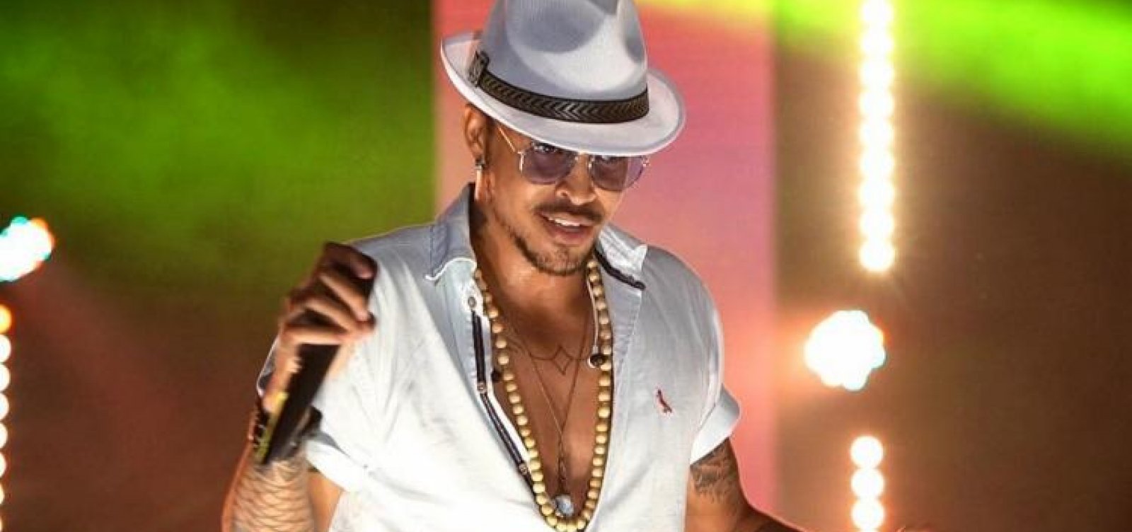 [Lambasaia grava novo DVD em Salvador]