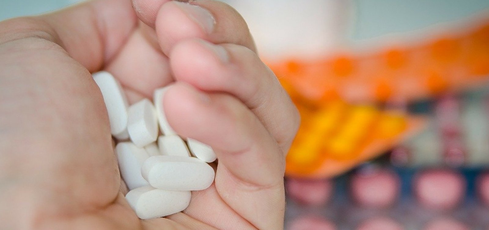 [Uso irresponsável de remédios pode causar até 10 milhões de mortes por ano até 2050]