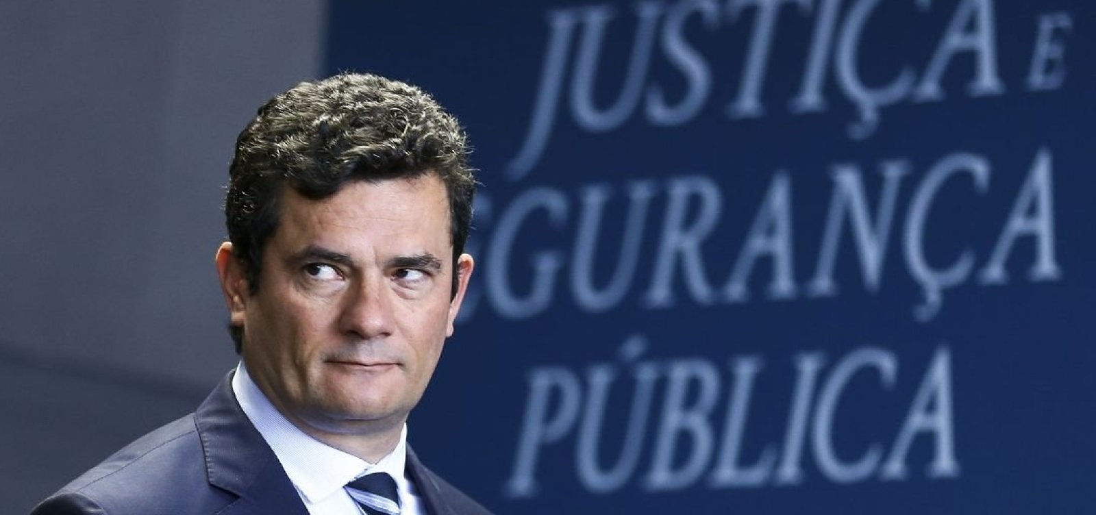 ['NÃ£o Ã© polÃ­tica de seguranÃ§a pÃºblica', diz Moro sobre ampliar porte de armas]