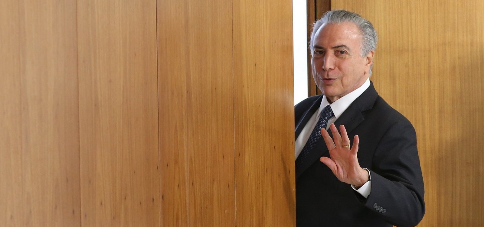 [TRF-2 determina que Temer volte à prisão ]