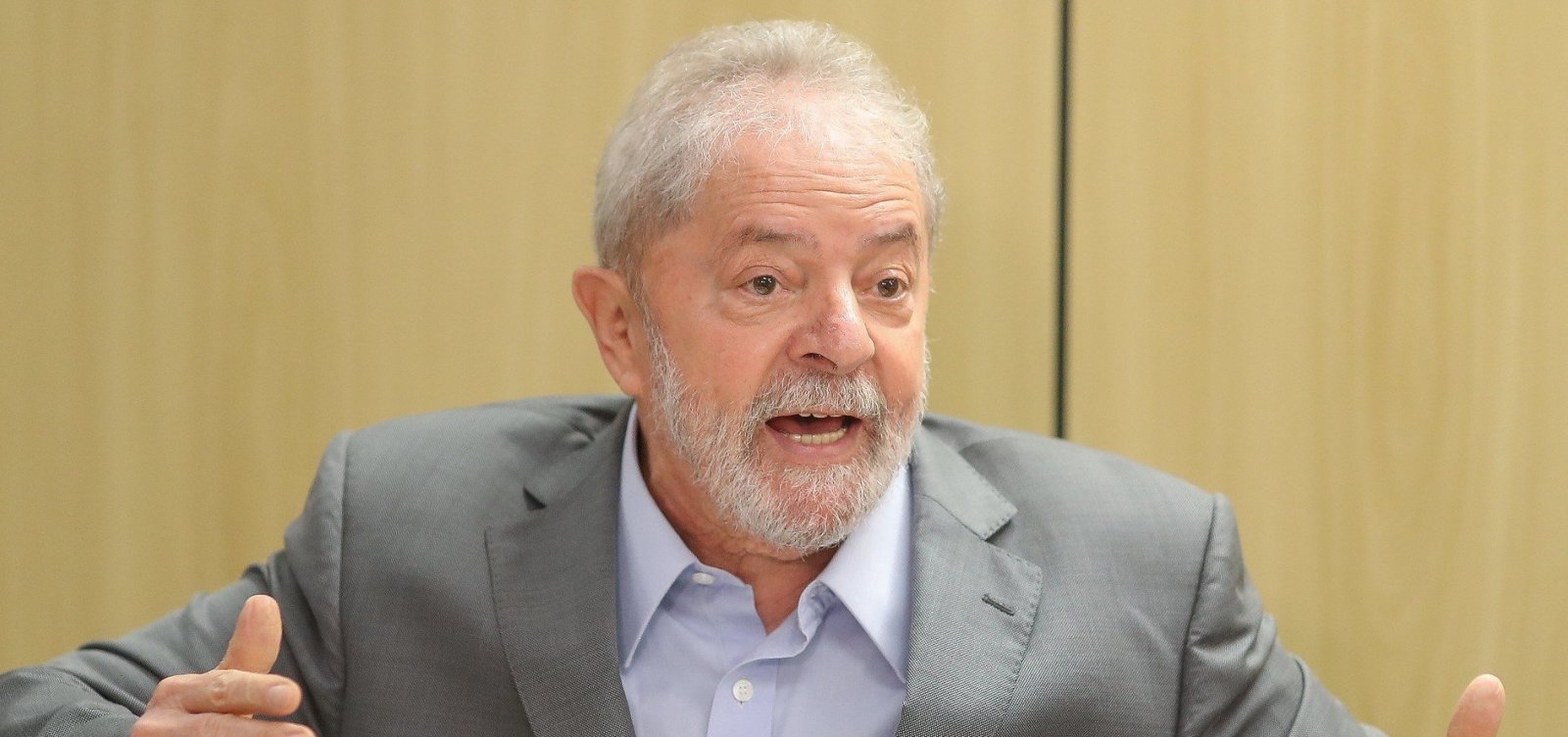 [Em entrevista na PF, Lula diz que Bolsonaro faz mandato 'extremamente desastroso']
