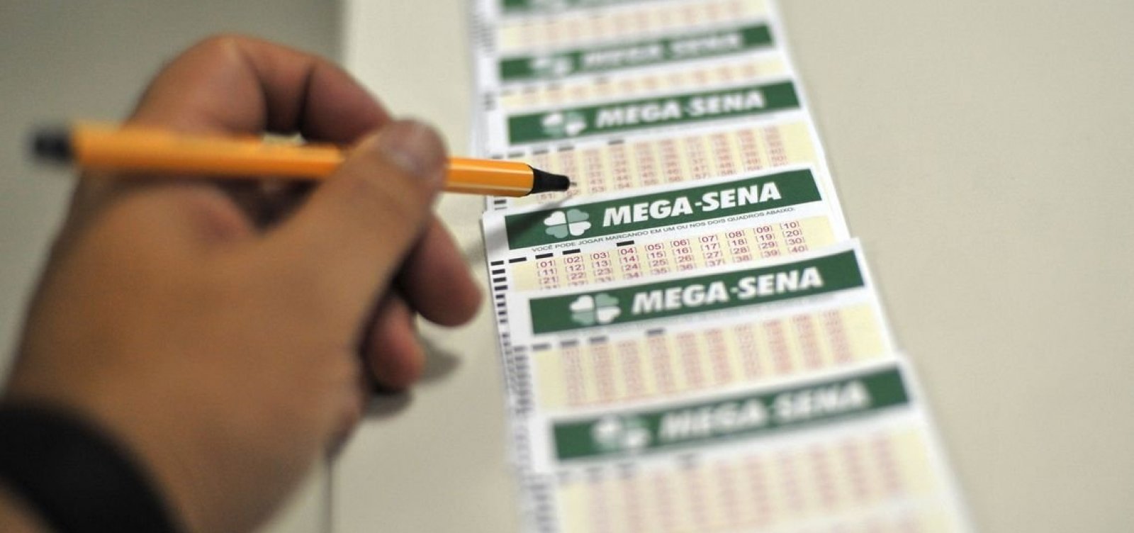 [Vencedor do prêmio de R$ 289 milhões da Mega-Sena busca prêmio]