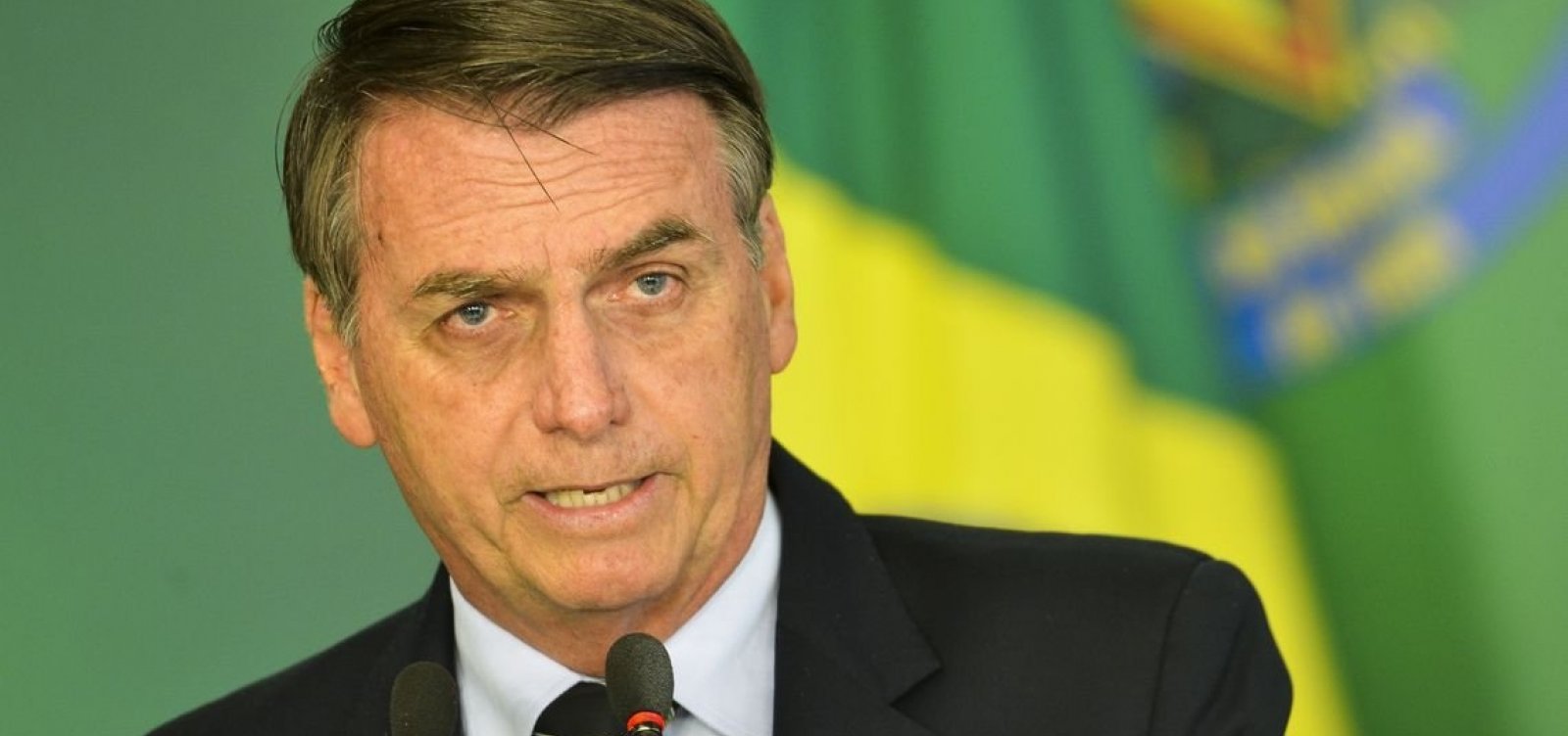 [Bolsonaro anuncia convocação de mais de mil policiais federais]