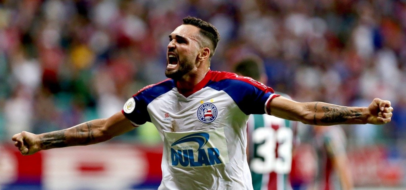 [Bahia bate Flu por 3 a 2 e mantém 100% como mandante]