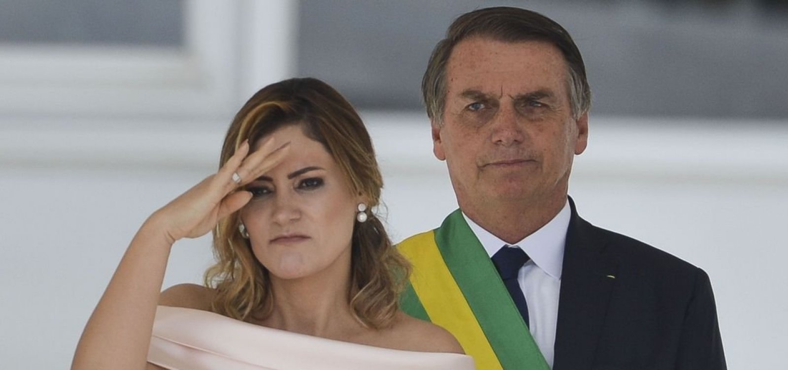 [A pedido de Michelle, Bolsonaro quer mudar trecho da Nova PrevidÃªncia]