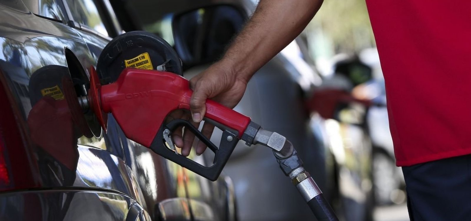 [PreÃ§os da gasolina e do diesel terÃ£o reduÃ§Ã£o a partir de hoje (01)]