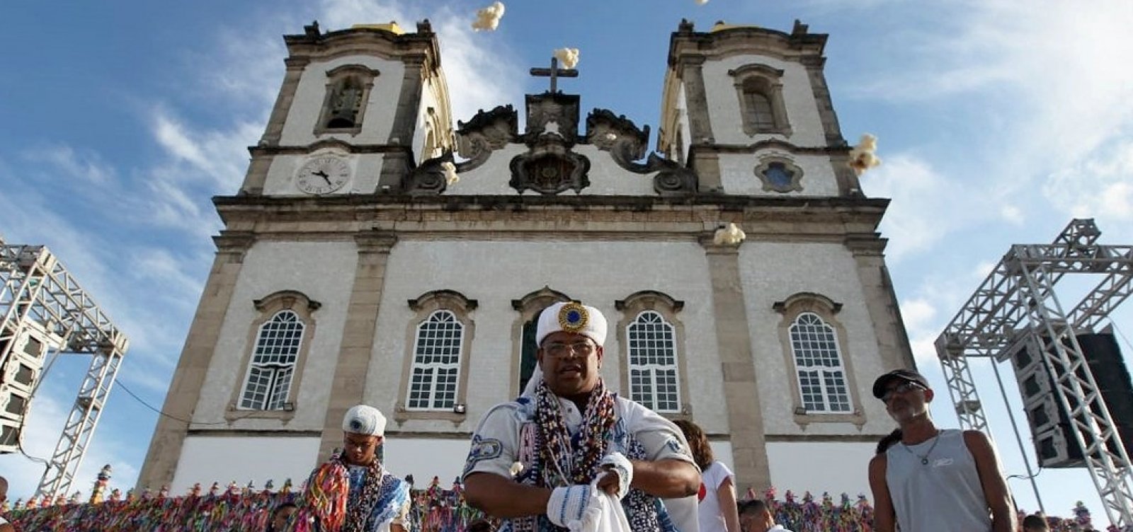 [Disputa por espaÃ§o entre catÃ³licos e candomblecistas no Bonfim Ã© mediada pelo MP]