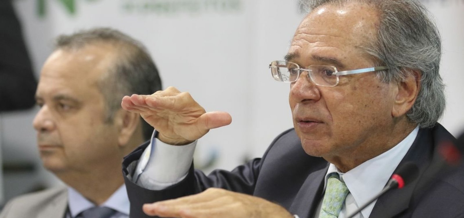 [Caixa prepara liberaÃ§Ã£o do FGTS e saques podem chegar a R$ 30 bi]