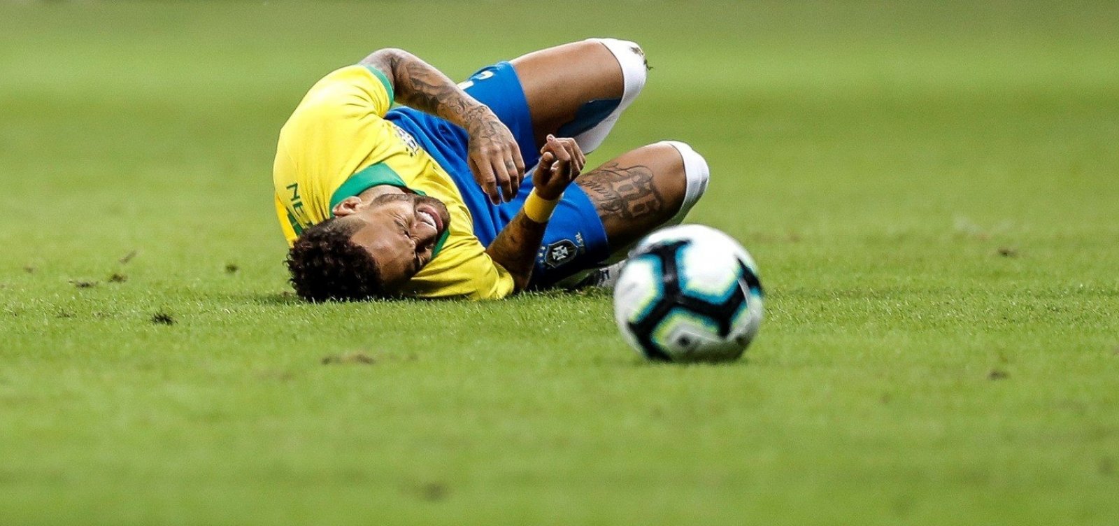 [Neymar Ã© cortado da seleÃ§Ã£o brasileira apÃ³s lesÃ£o]