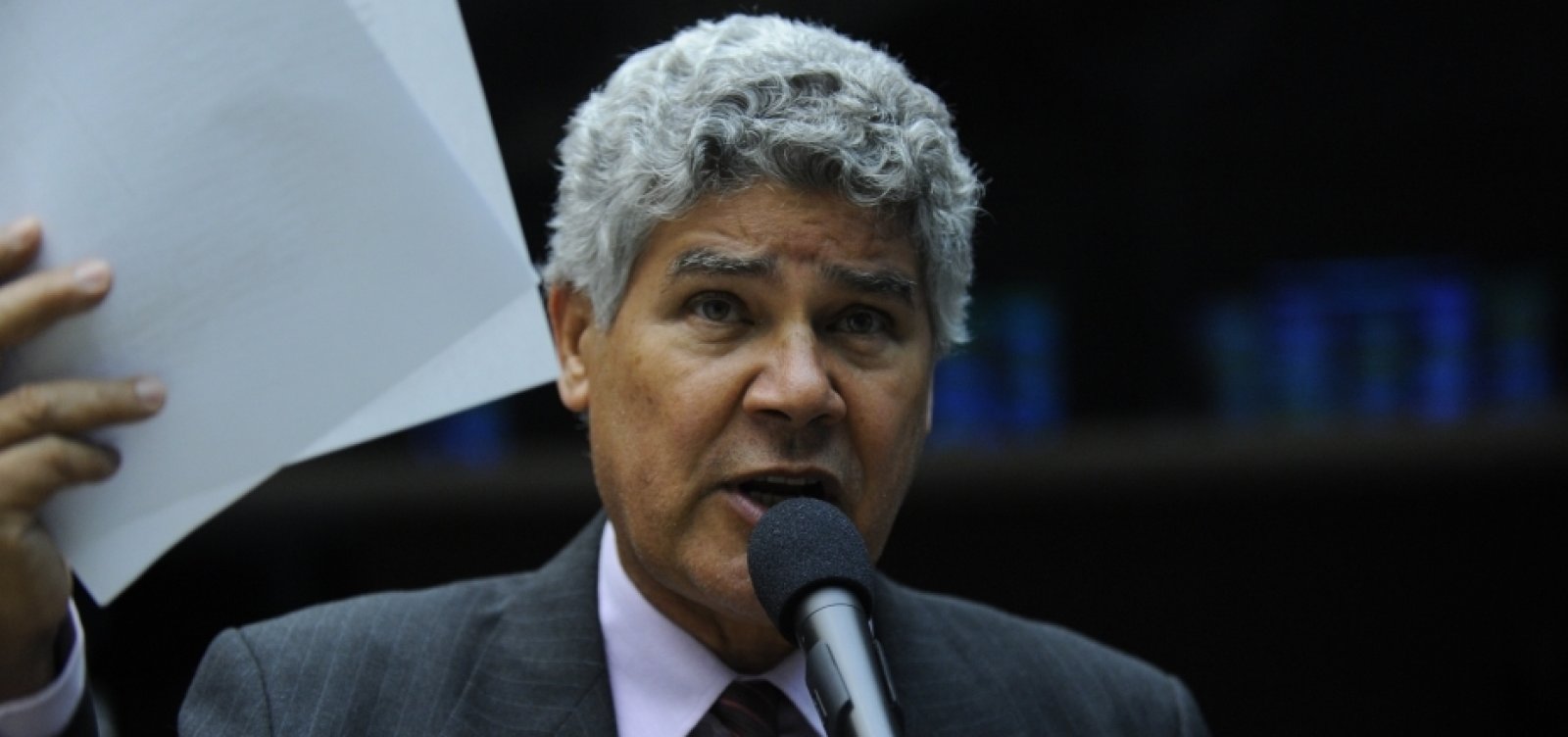 [Chico Alencar compara vazamento de Moro com de Dilma: 'Quem com ferro fere, com ferro será ferido']