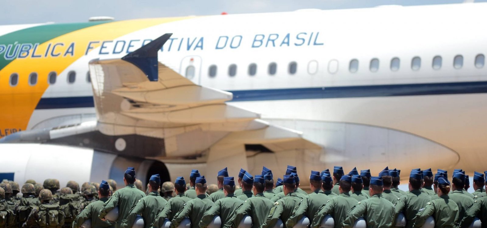 [Militar da comitiva de Bolsonaro é preso com cocaína na Espanha]