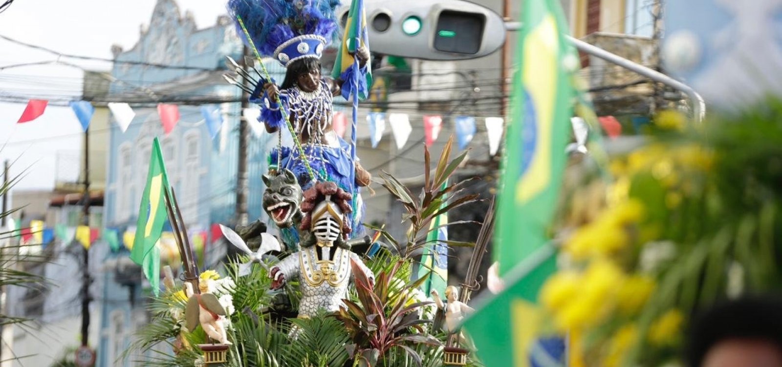 [Dois de Julho: trânsito sofre alterações na capital baiana; confira mudanças]