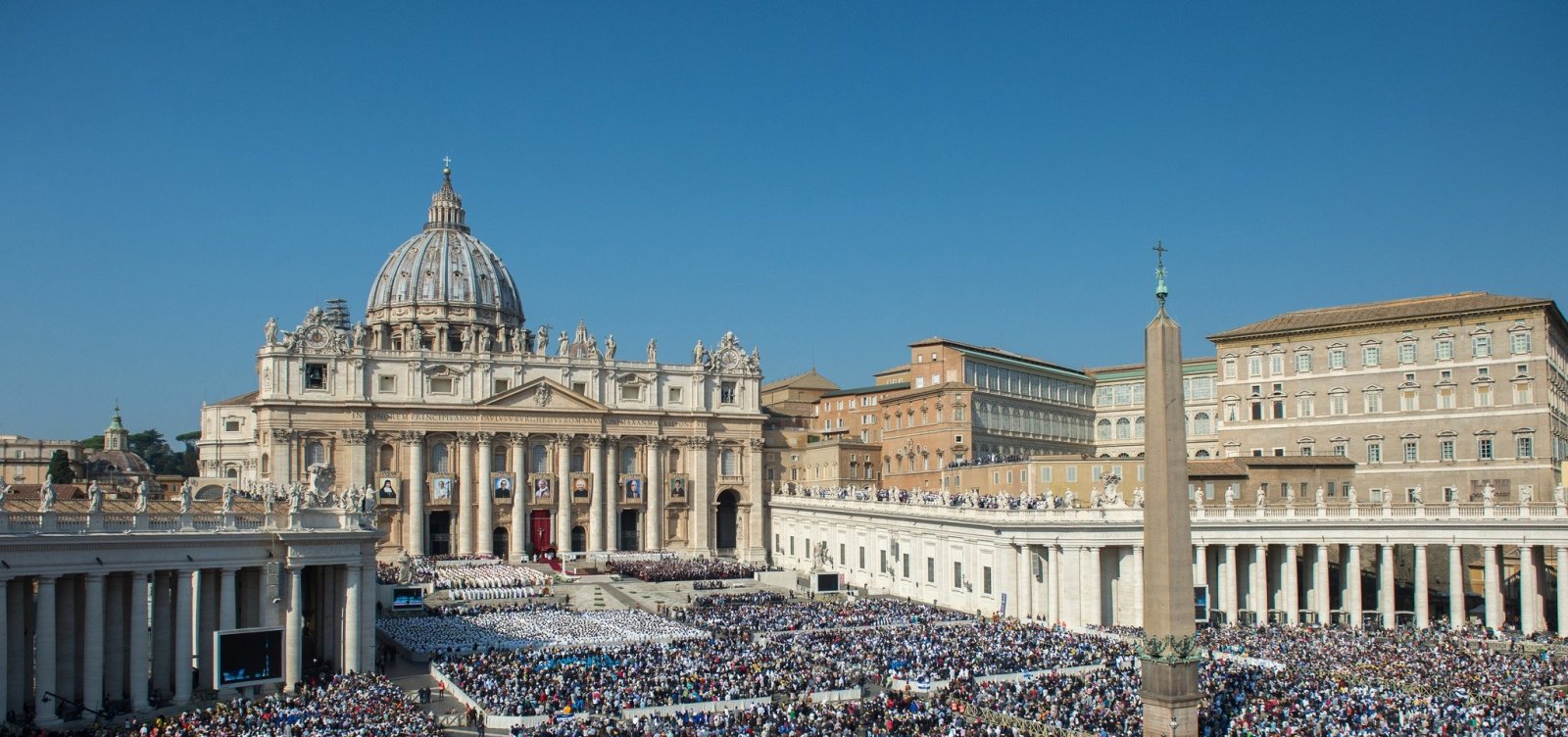 [Vaticano tira imunidade de arcebispo acusado de agressÃ£o sexual]