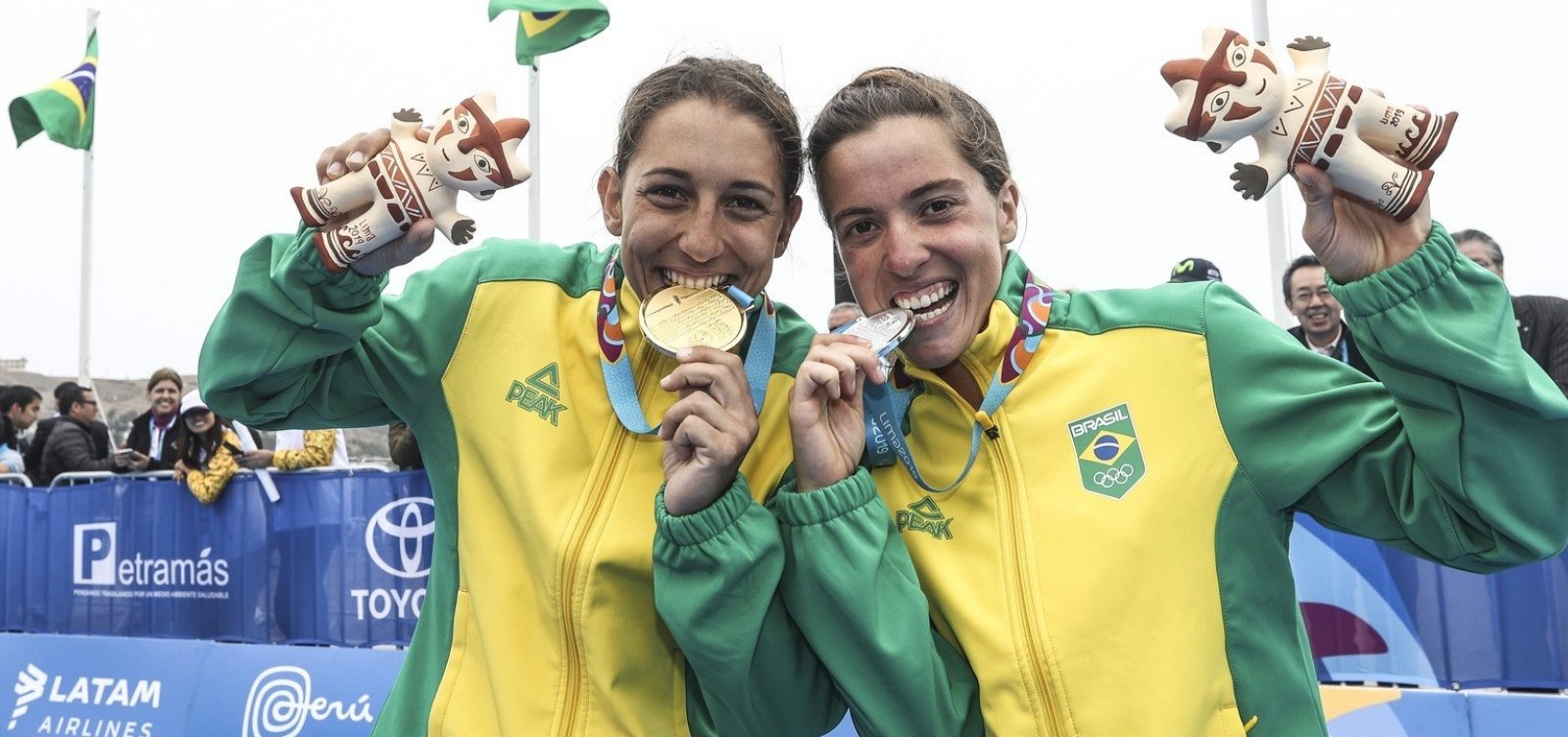 [Triatlo feminino dÃ¡ 1Âº ouro ao Brasil nos Jogos Pan-Americanos de Lima]