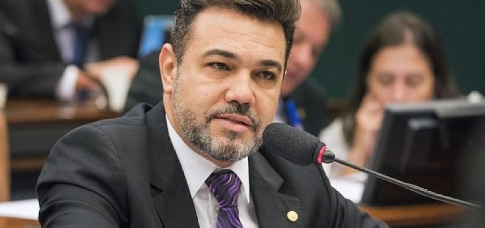 [Tratamento dentário de Feliciano custa R$ 157 mil para a Câmara]