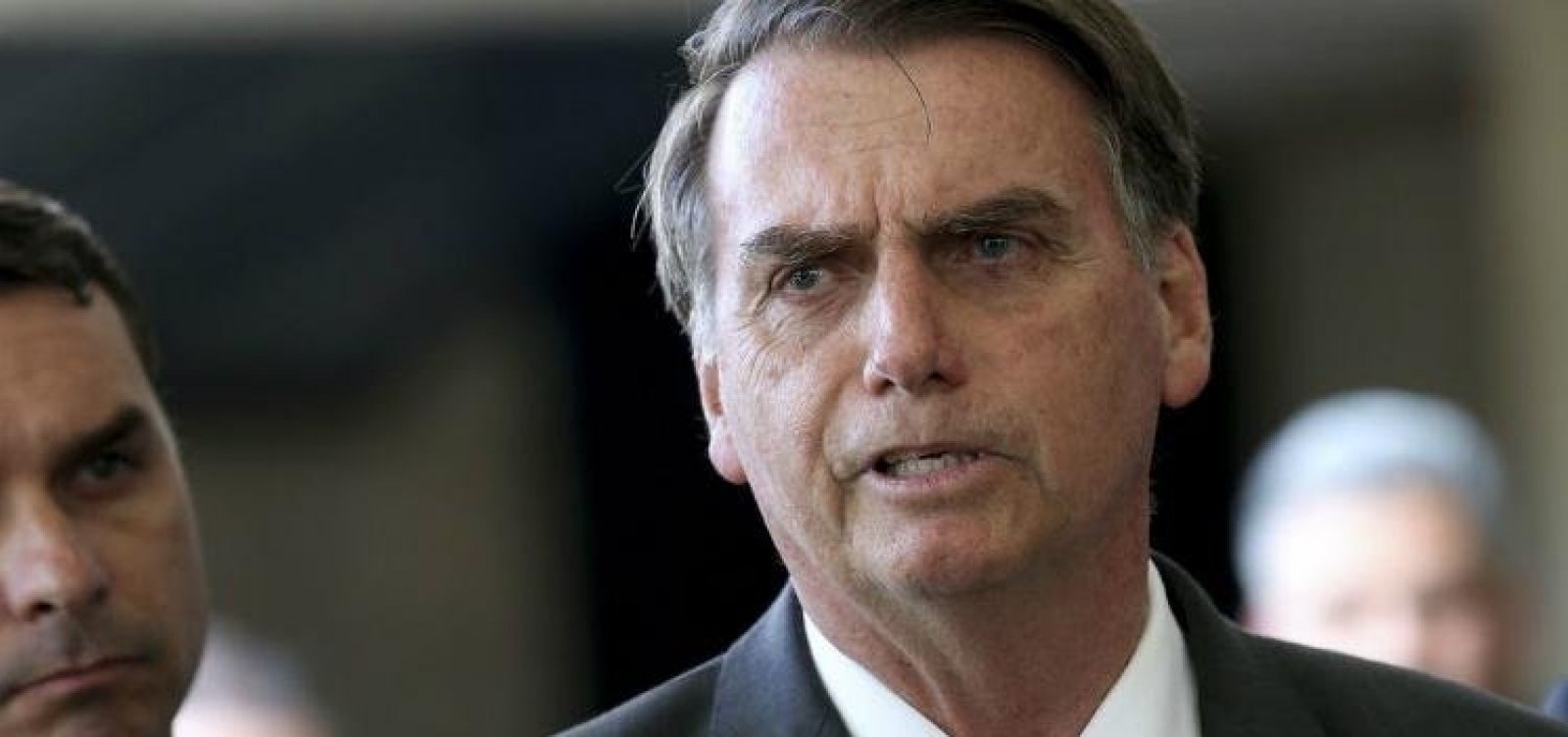 [No 1º semestre do governo Bolsonaro, 44 indicadores pioram e 28 melhoram]