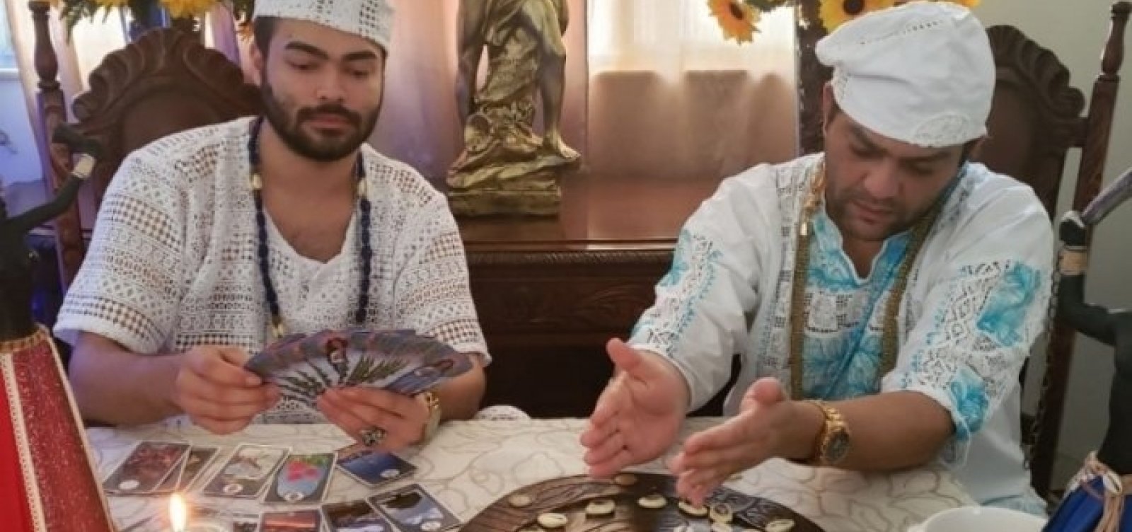 [Babalorixás decretam fim da paixão de Anitta e Pedro Scooby]