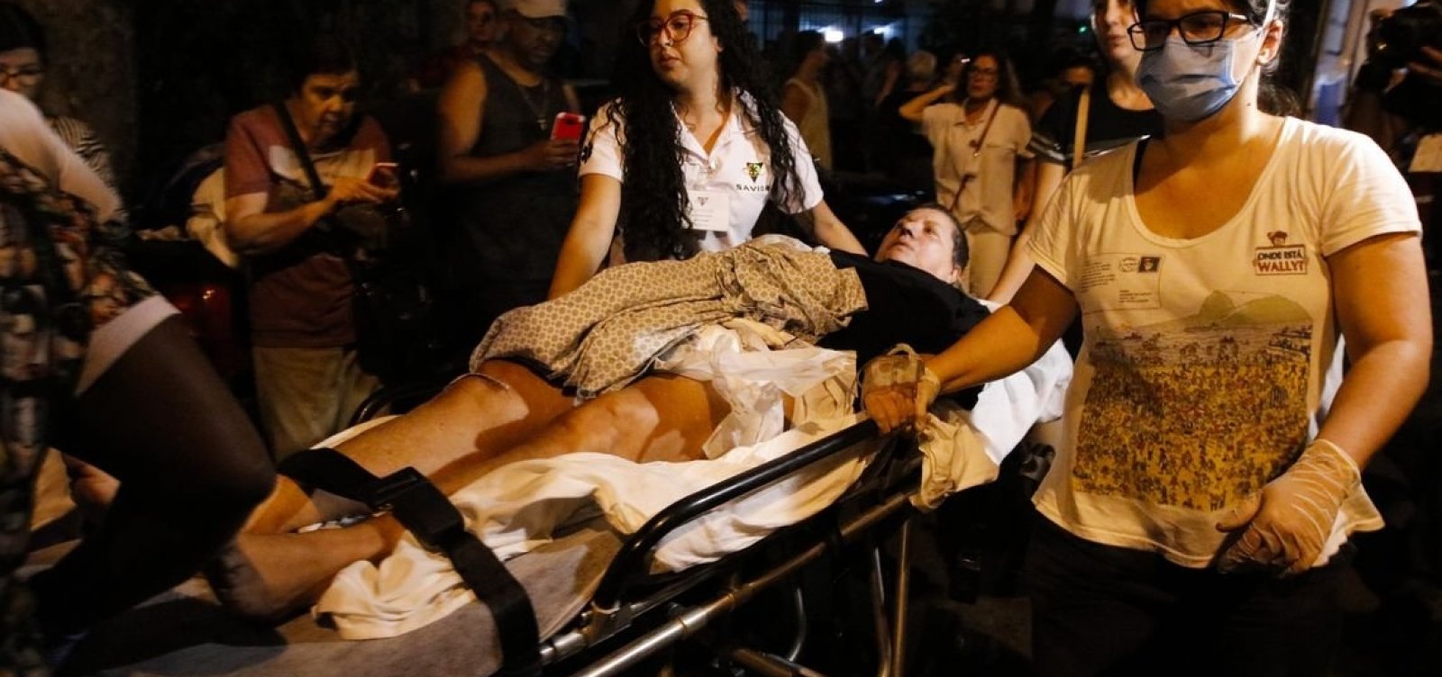 [ Incêndio em hospital deixa ao menos 11 mortos no RJ ]