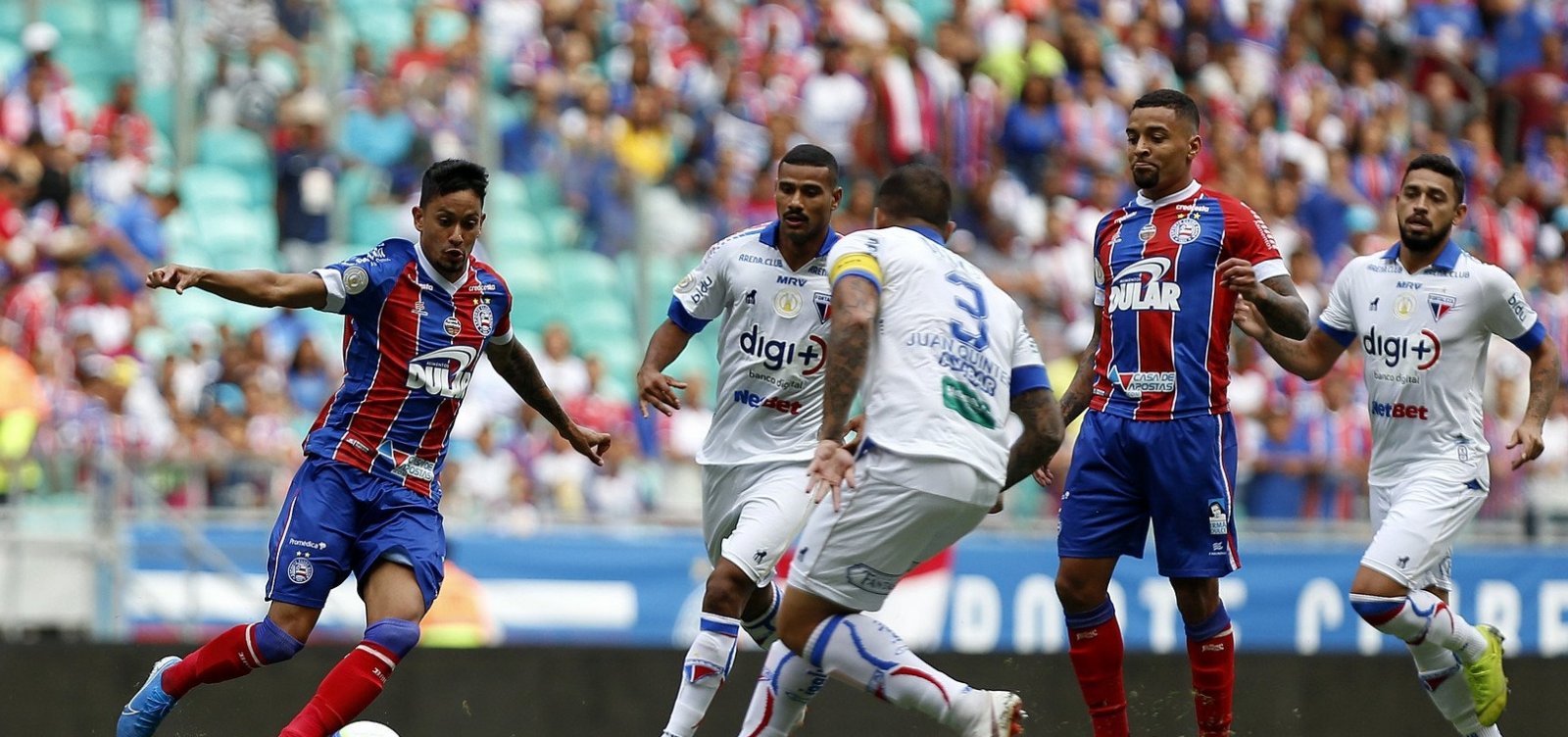 [No duelo de tricolores nordestinos, Bahia empata com o Fortaleza na Fonte Nova]