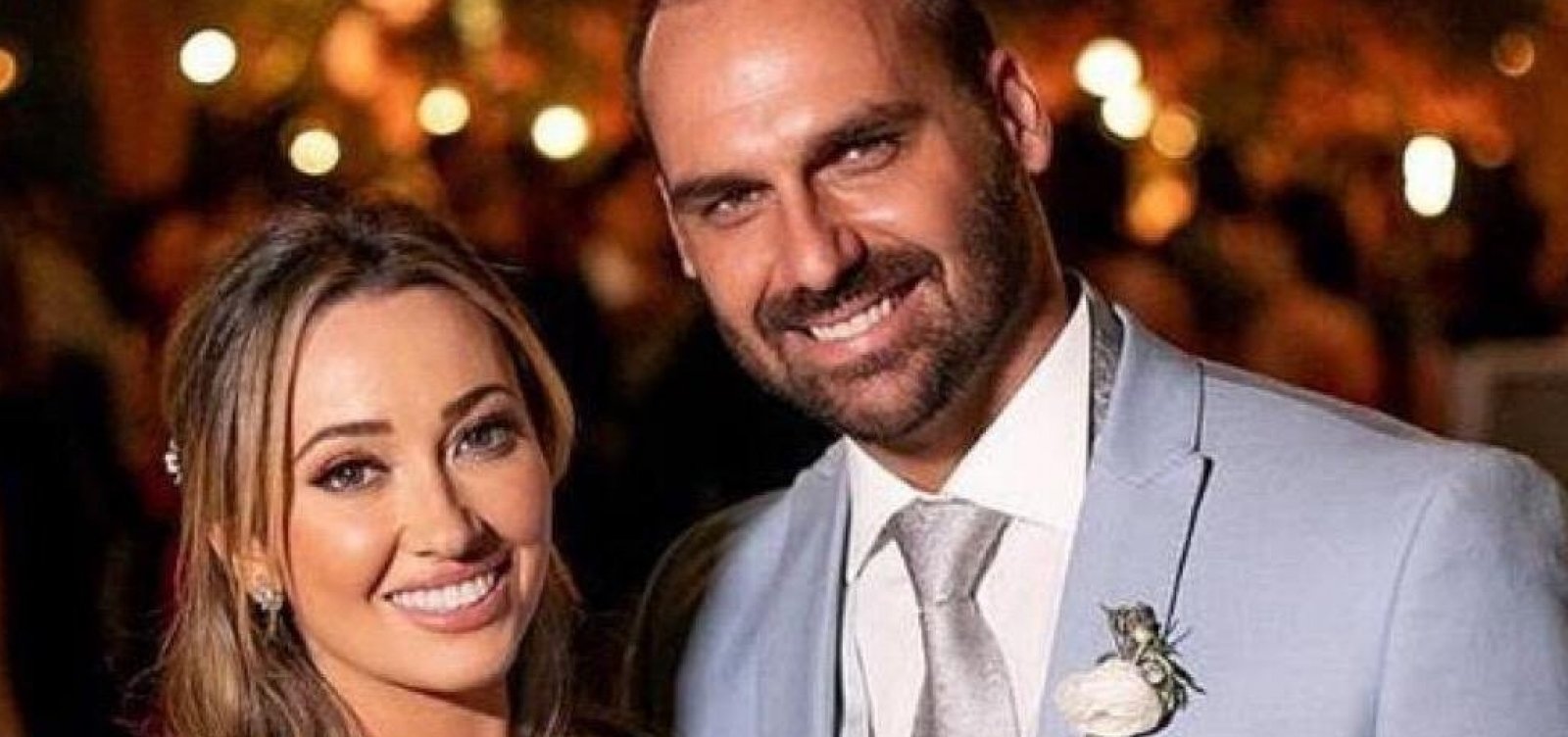 [Grupo Globo pede desculpas a Heloísa Bolsonaro por reportagem da revista Época ]