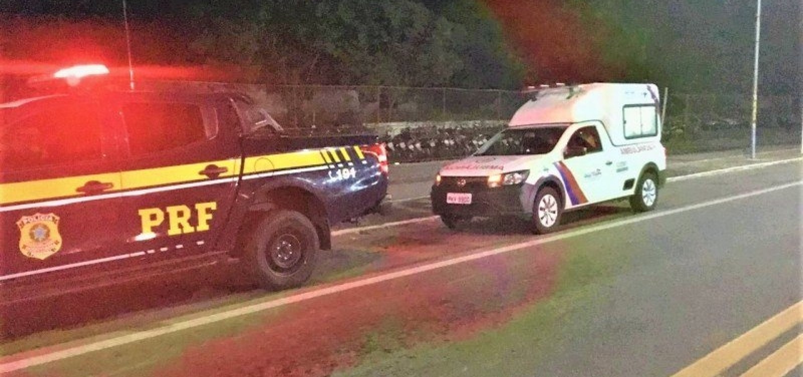 [Homem é detido dirigindo ambulância com CNH falsa]