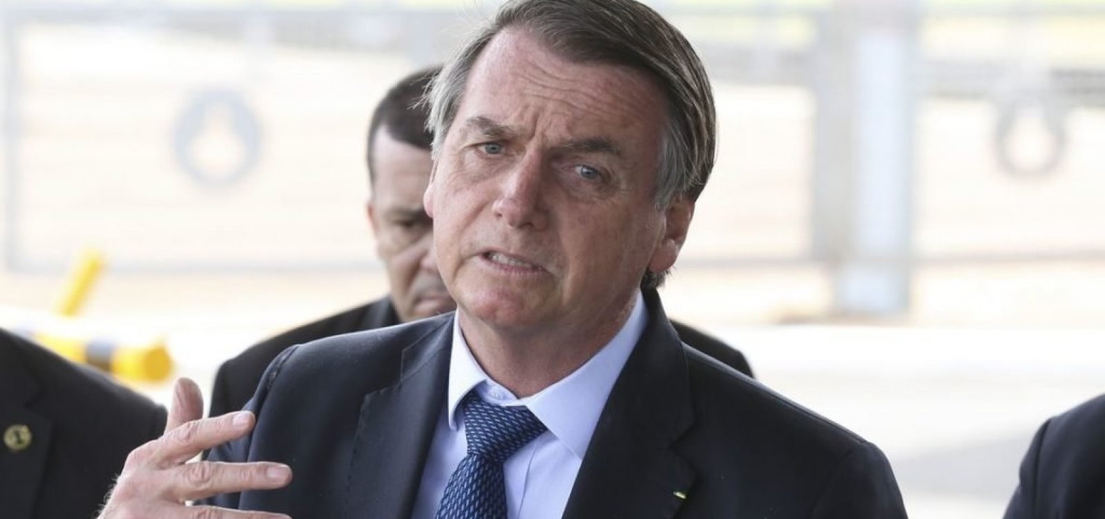 [Bolsonaro se reúne com Gilmar Mendes no Palácio do Planalto]