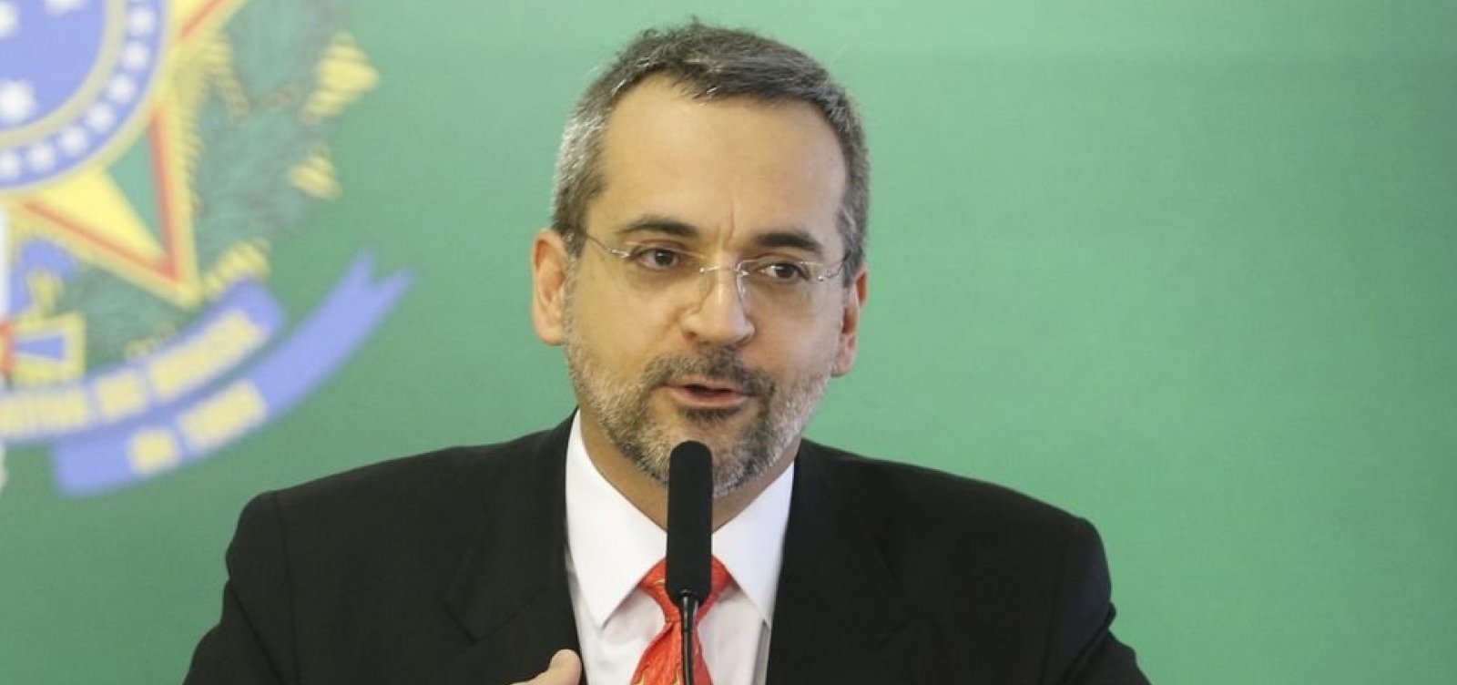 [MEC anuncia liberação de todo orçamento bloqueado de universidades]