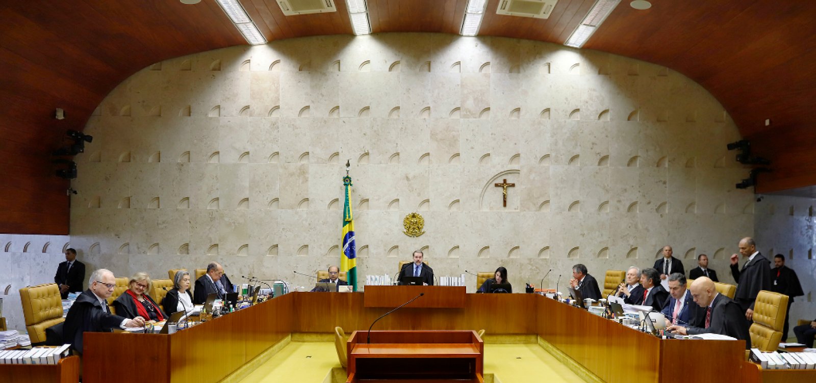 [STF retoma hoje julgamento sobre 2ª instância e cogita prisão após recurso no STJ]