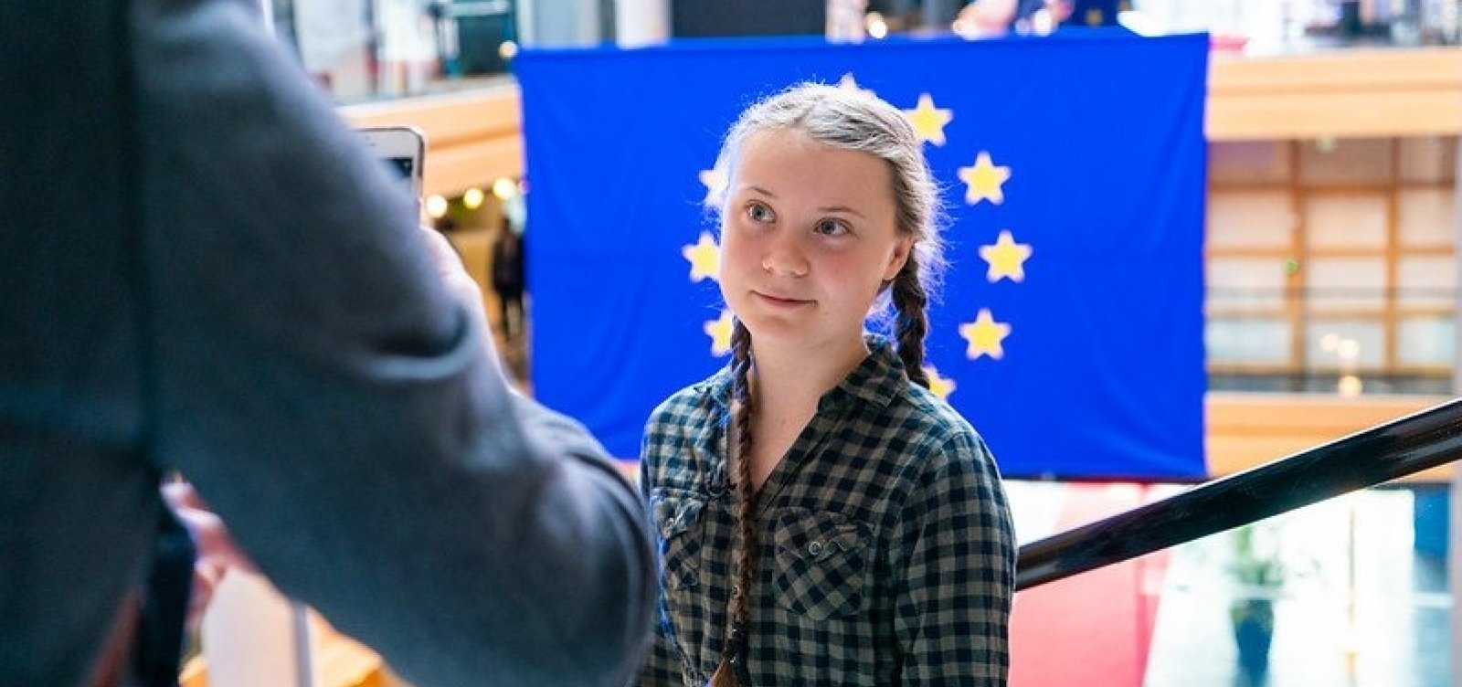[Greta Thunberg rejeita prêmio de 47 mil euros e cobra ação de políticos]