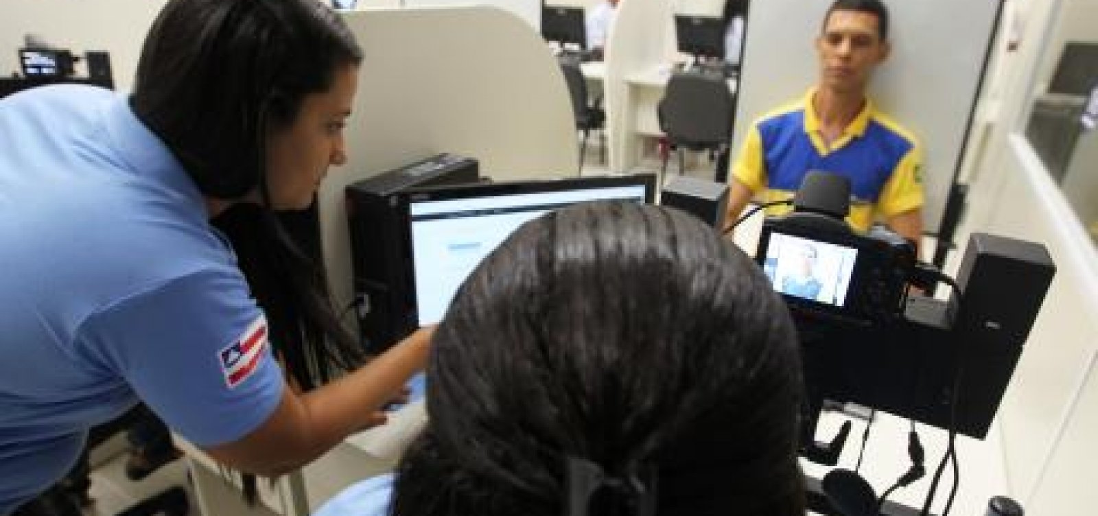 [Detran-BA usará sistema de reconhecimento facial para emissão da CNH]