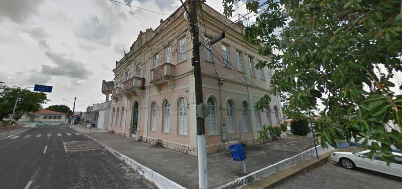 [Pojuca: Ex-prefeito é denunciado por irregularidades em licitação]
