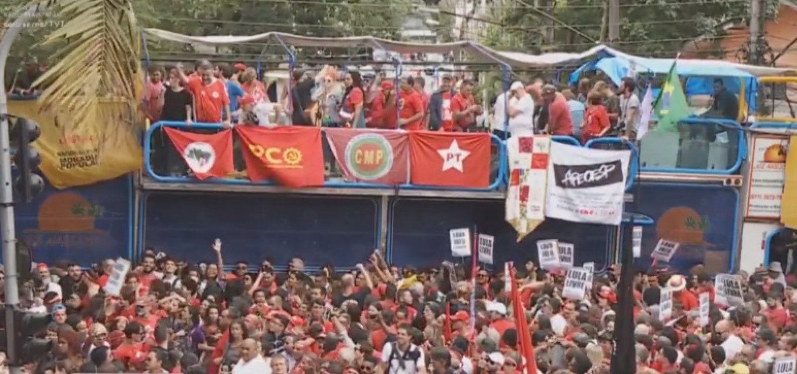 [Ao vivo: Lula chega ao Sindicato dos Metalúrgicos nesta tarde]