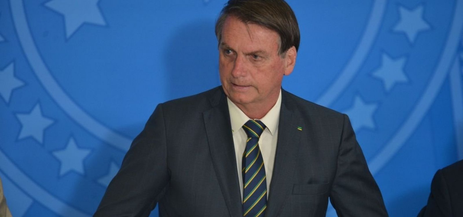 [Bolsonaro diz que desmatamento é cultural no Brasil e não acabará]