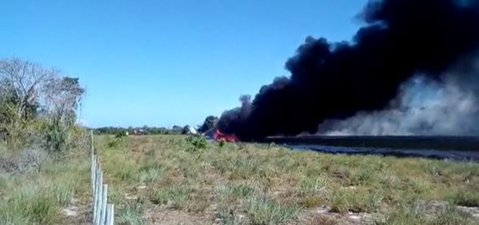 [Piloto de avião que caiu em Maraú recebe alta]