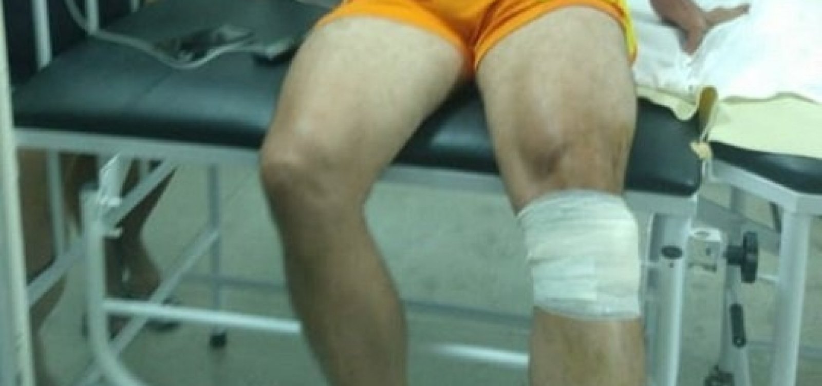 [Valente: Vereador é baleado ao voltar para casa após jogo de futebol]