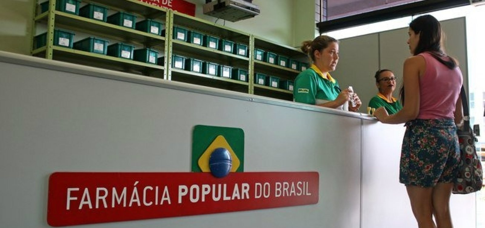 [Programa Farmácia Popular tem queda em 2019]