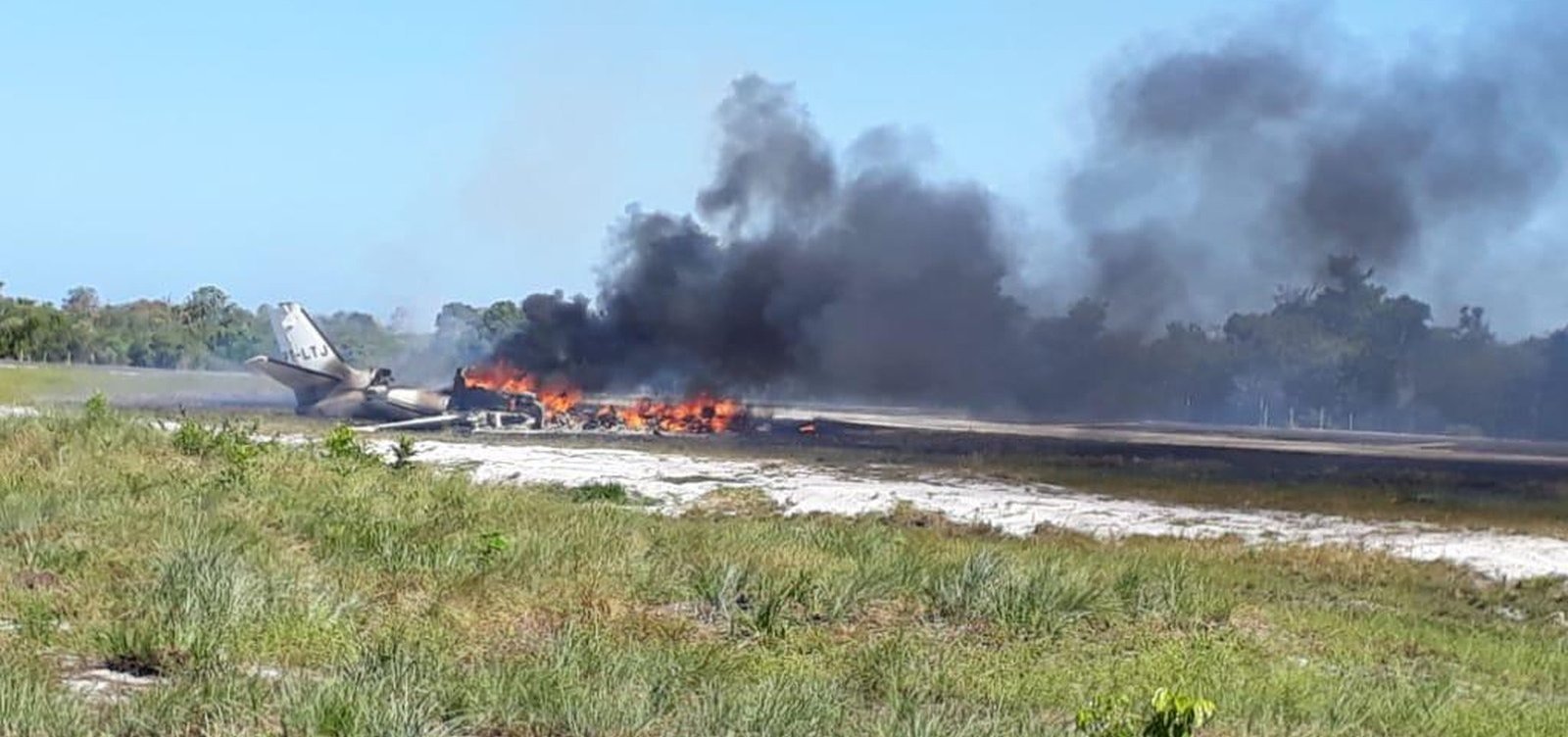 [Morre criança vítima de queda de avião em Maraú]