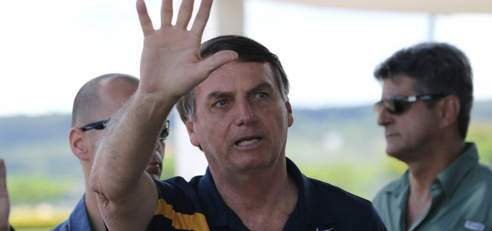 [Bolsonaro vetará aumento de pena para injúria na internet]