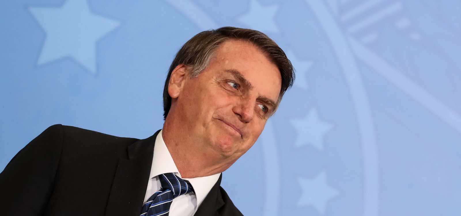 [Bolsonaro diz que novo Bolsa Família pode se chamar Bolsa Brasil]