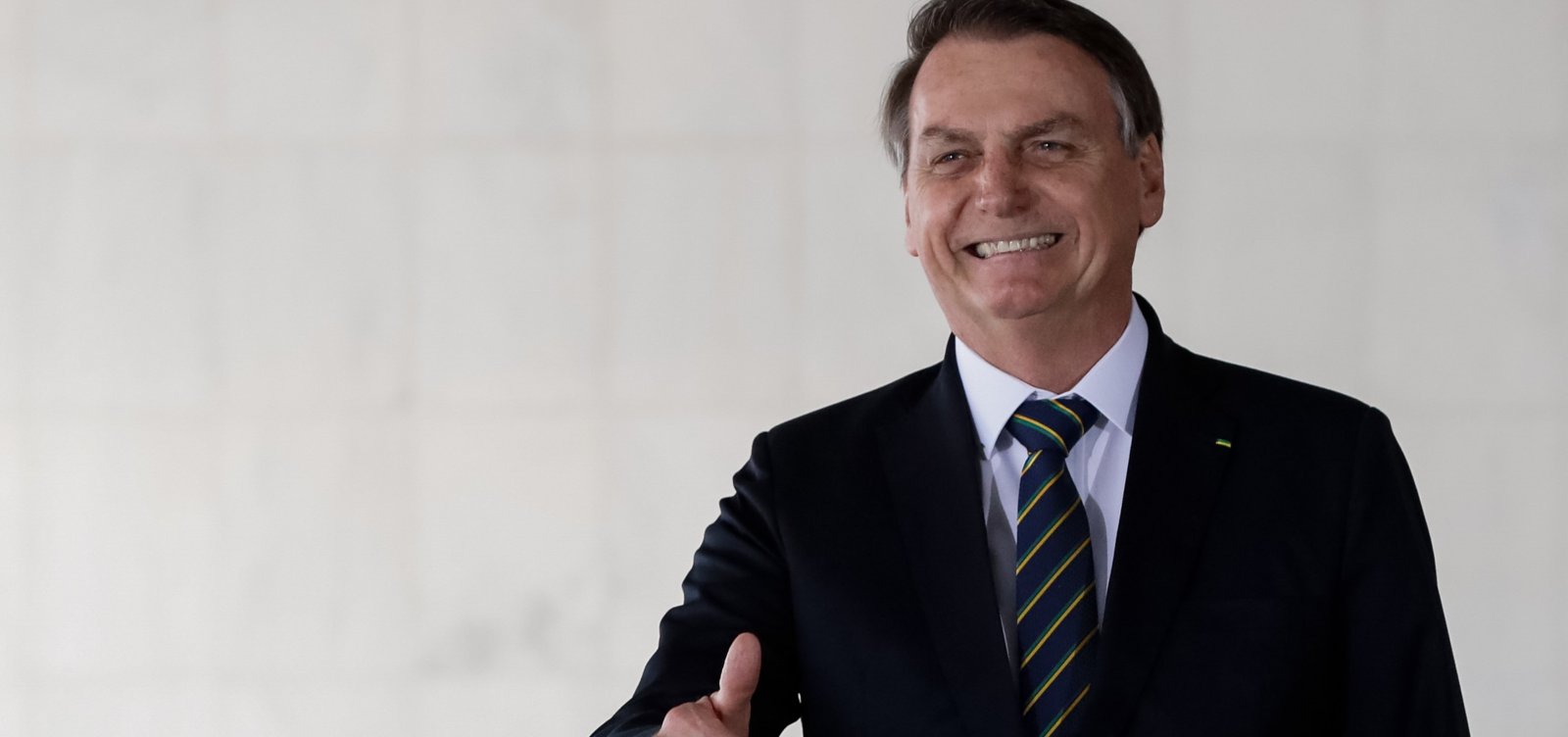 [‘Você tem uma cara de homossexual terrível’, responde Bolsonaro a jornalista]